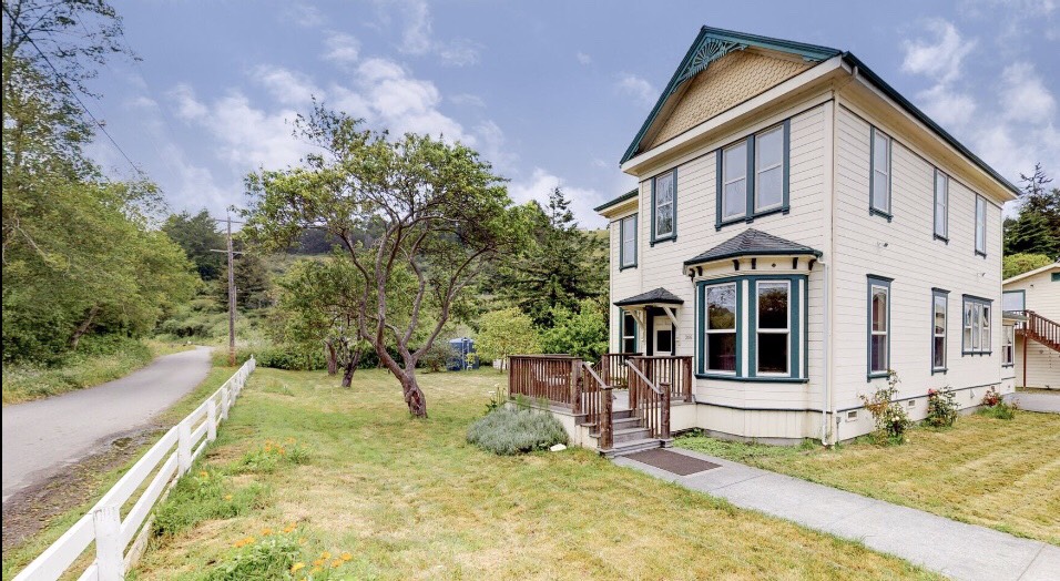 Riverbar Pharms None